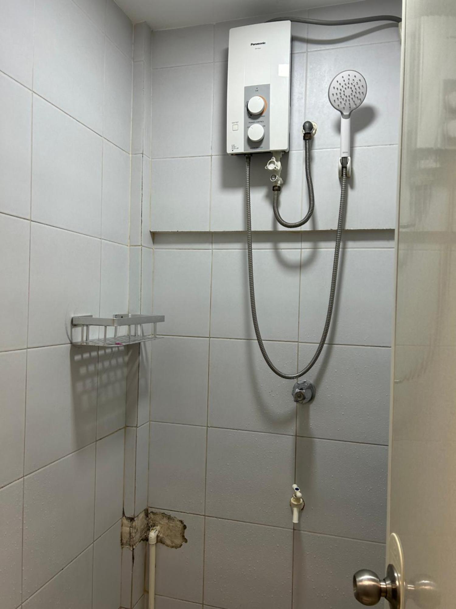 The Partridge Guesthouse Cebu Esterno foto