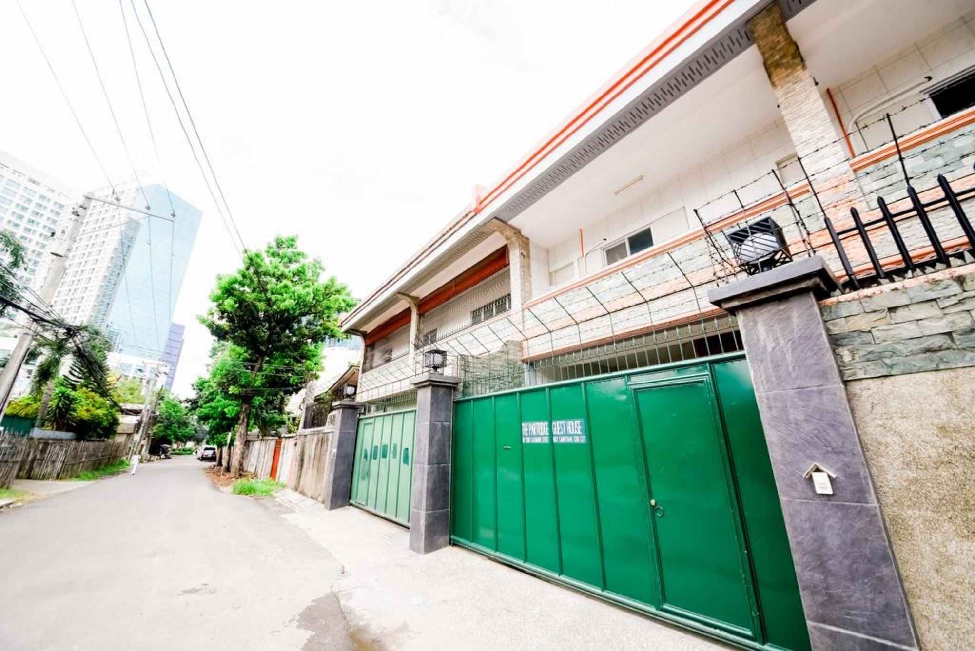 The Partridge Guesthouse Cebu Esterno foto